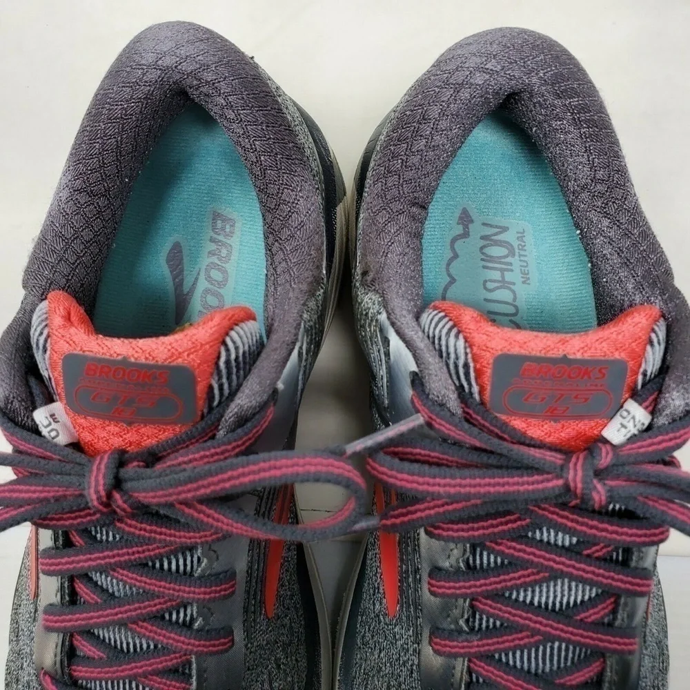 Brooks Women's Adrenaline GTS 18 Running Shoes 9